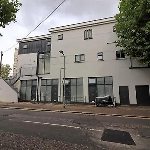 Apartment Stylish & Modern -, Southend-on-Sea