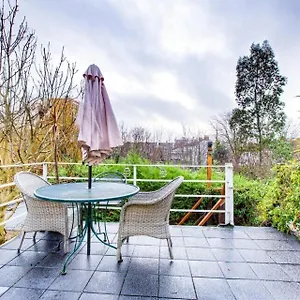 Apartment Entire With Private Parking And Balcony, Southend-on-Sea